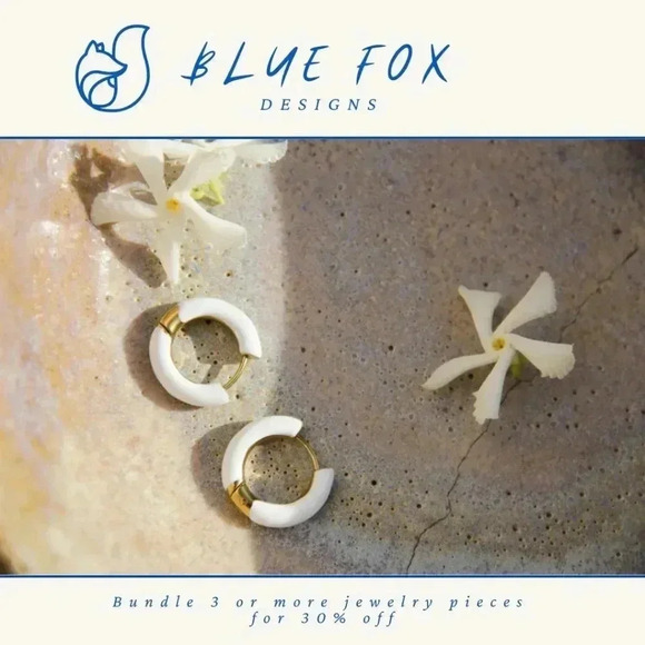 *NEW*  18K Gold Plated Stainless Steel White Congo Earrings (WHITE) - Picture 1 of 6